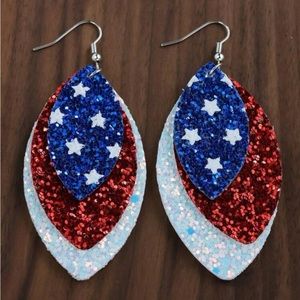 New star pattern drop earrings